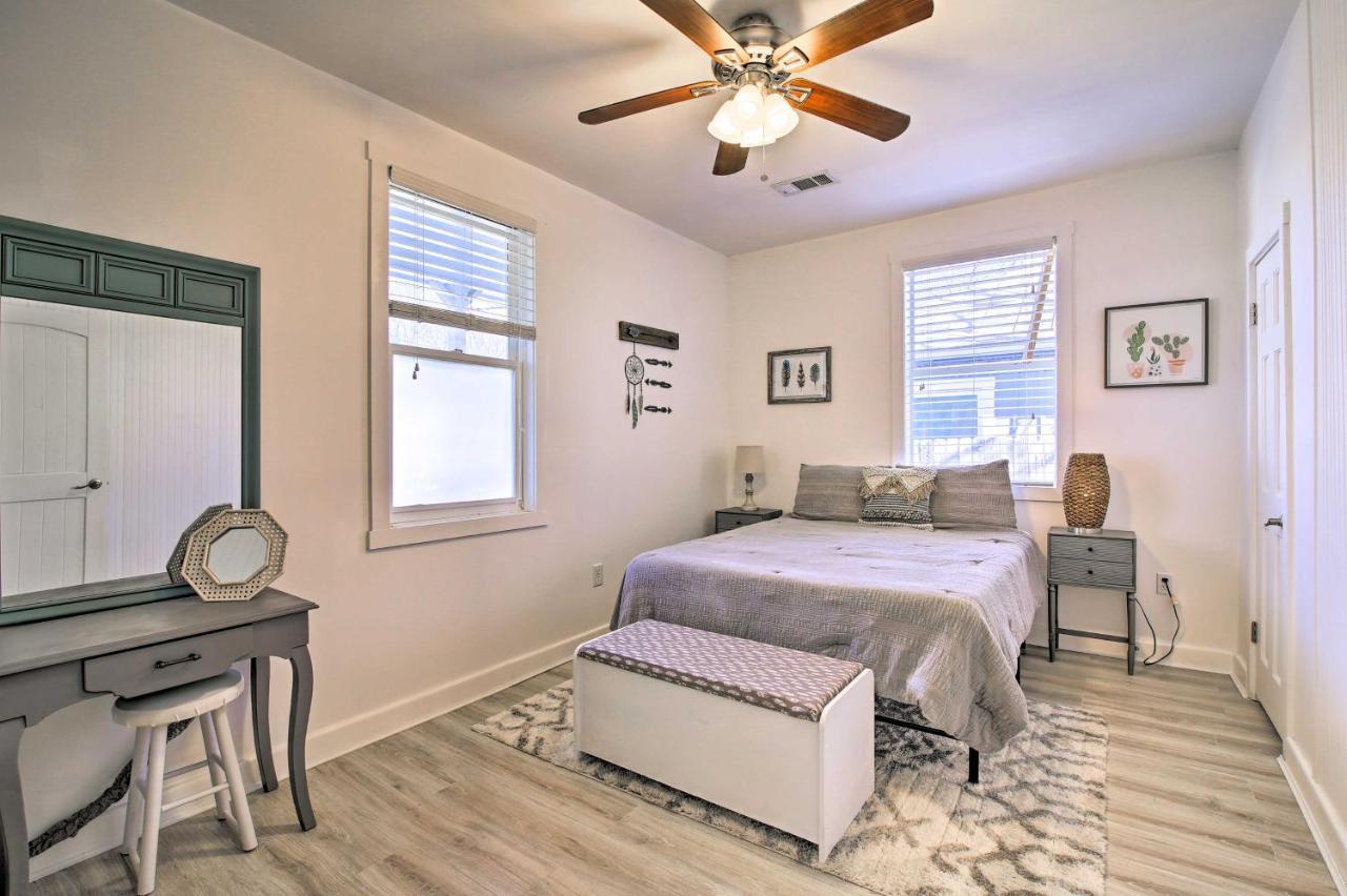 Texas Home With Backyard Oasis, Walk To Main St فريدريكسبيرغ المظهر الخارجي الصورة