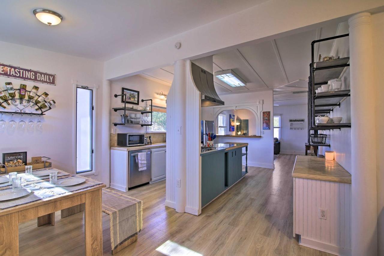 Texas Home With Backyard Oasis, Walk To Main St فريدريكسبيرغ المظهر الخارجي الصورة